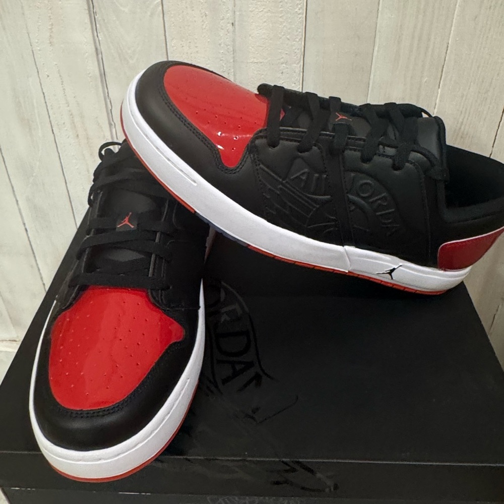 Air Jordan Nu Retro 1 Low ‘Black White Varsity Red’ DV5141-006 - Size 12 Men